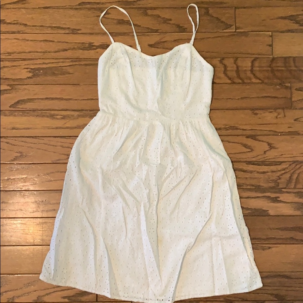Brand new, clean & cute white dress!